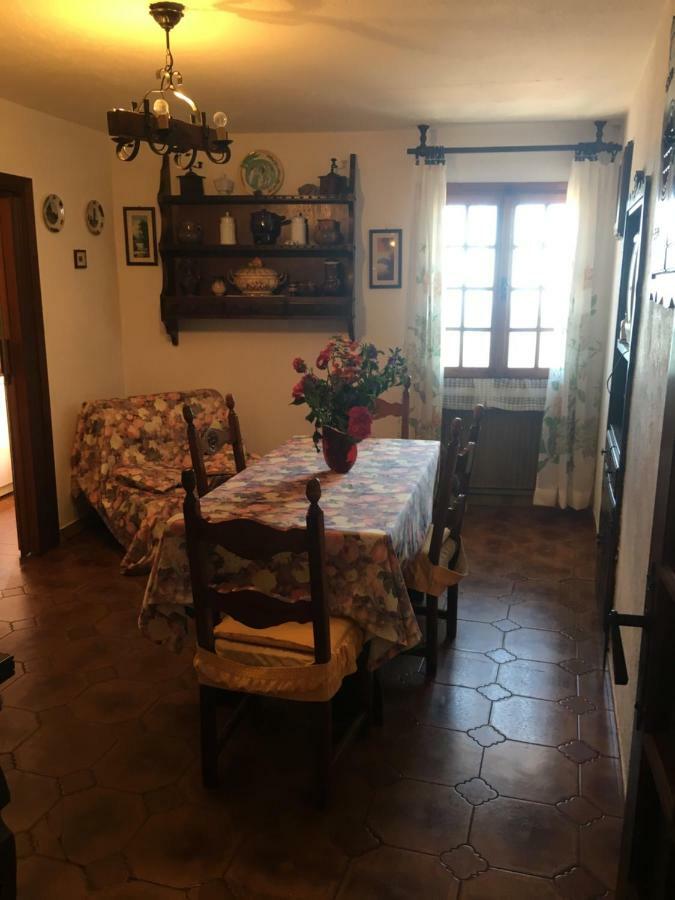 Appartamento Madame Carla Perinaldo Bagian luar foto